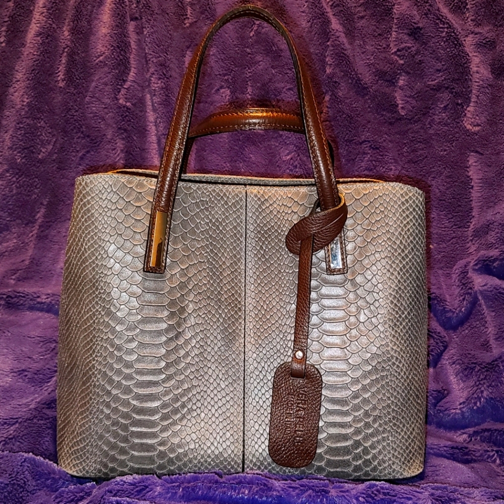 Vanessa leather handbag